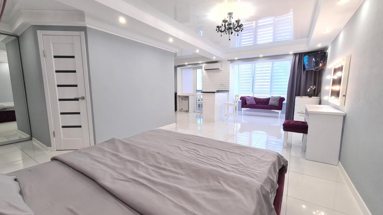 Apartaments On Prospekt Mira 35 克里沃罗格 外观 照片