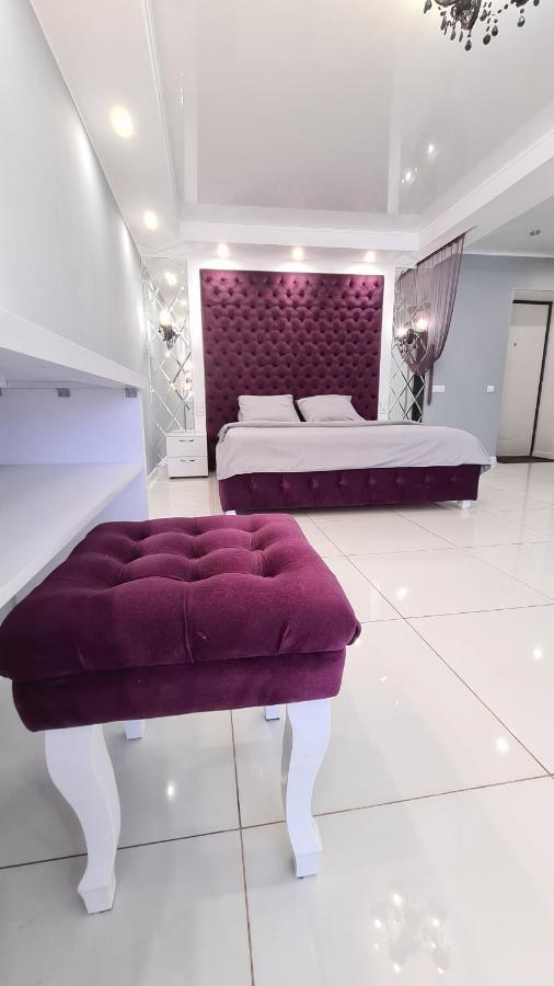 Apartaments On Prospekt Mira 35 克里沃罗格 外观 照片
