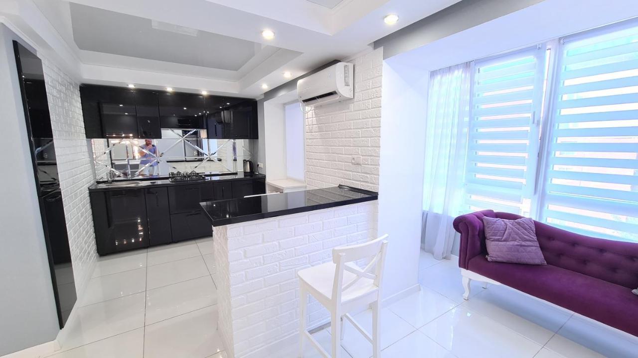 Apartaments On Prospekt Mira 35 克里沃罗格 外观 照片
