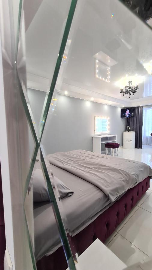 Apartaments On Prospekt Mira 35 克里沃罗格 外观 照片