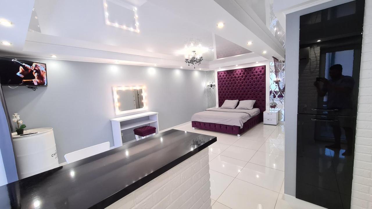 Apartaments On Prospekt Mira 35 克里沃罗格 外观 照片