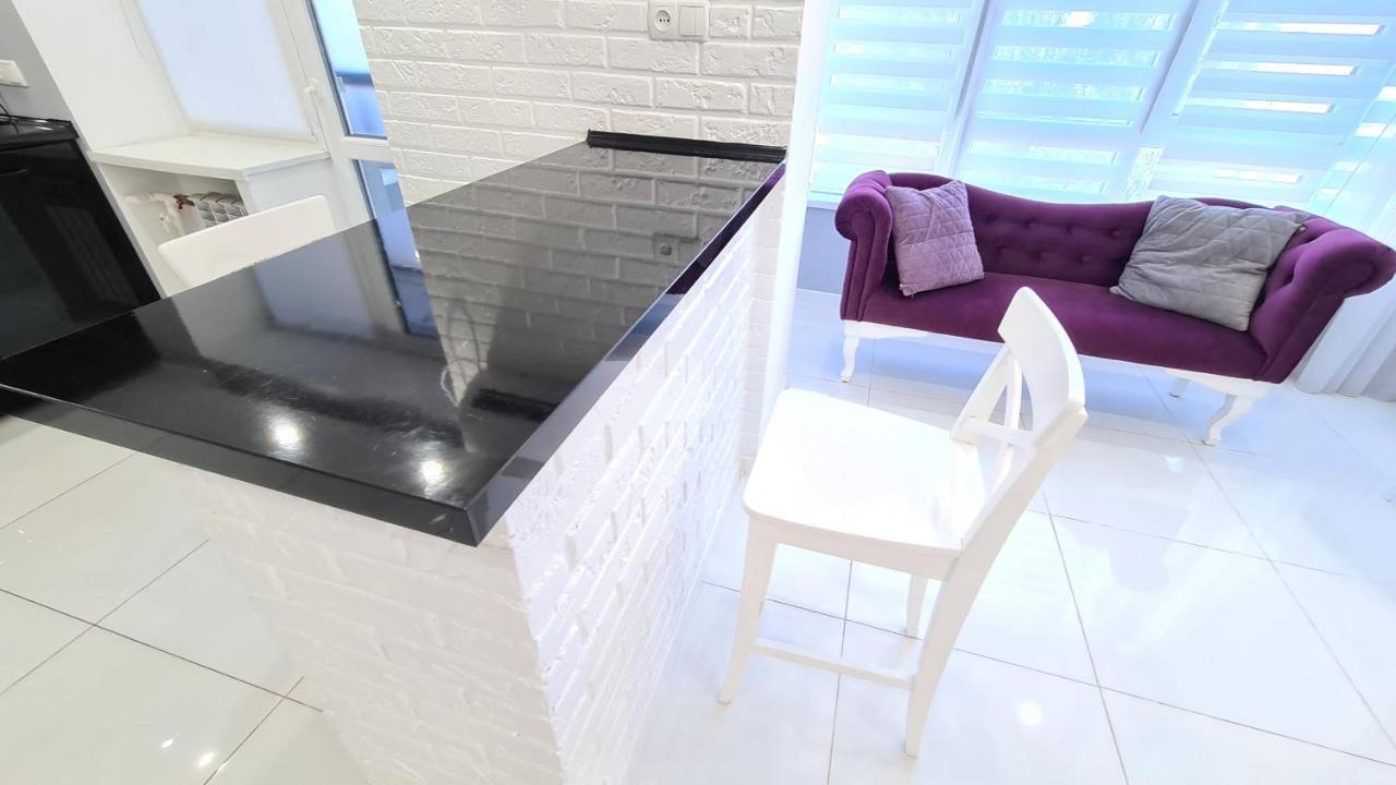 Apartaments On Prospekt Mira 35 克里沃罗格 外观 照片